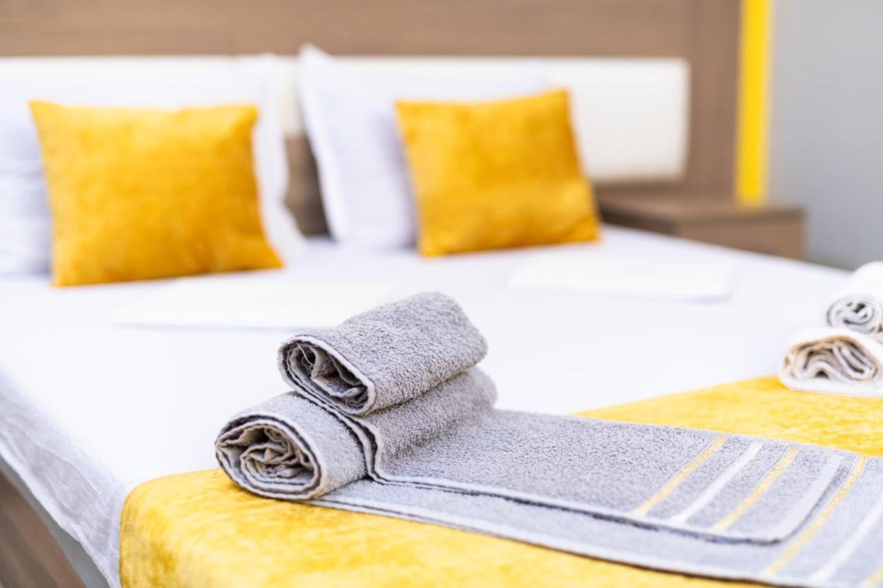 Modern Studios - Meters Away From The Beach Pomorie Exterior foto